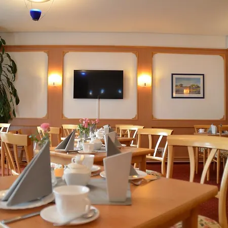 Gasthof Hotel-pension Pastow Garni