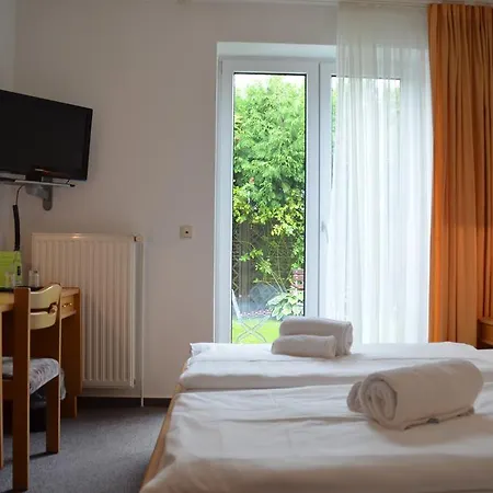 Gasthof Hotel-pension Pastow Garni 2*